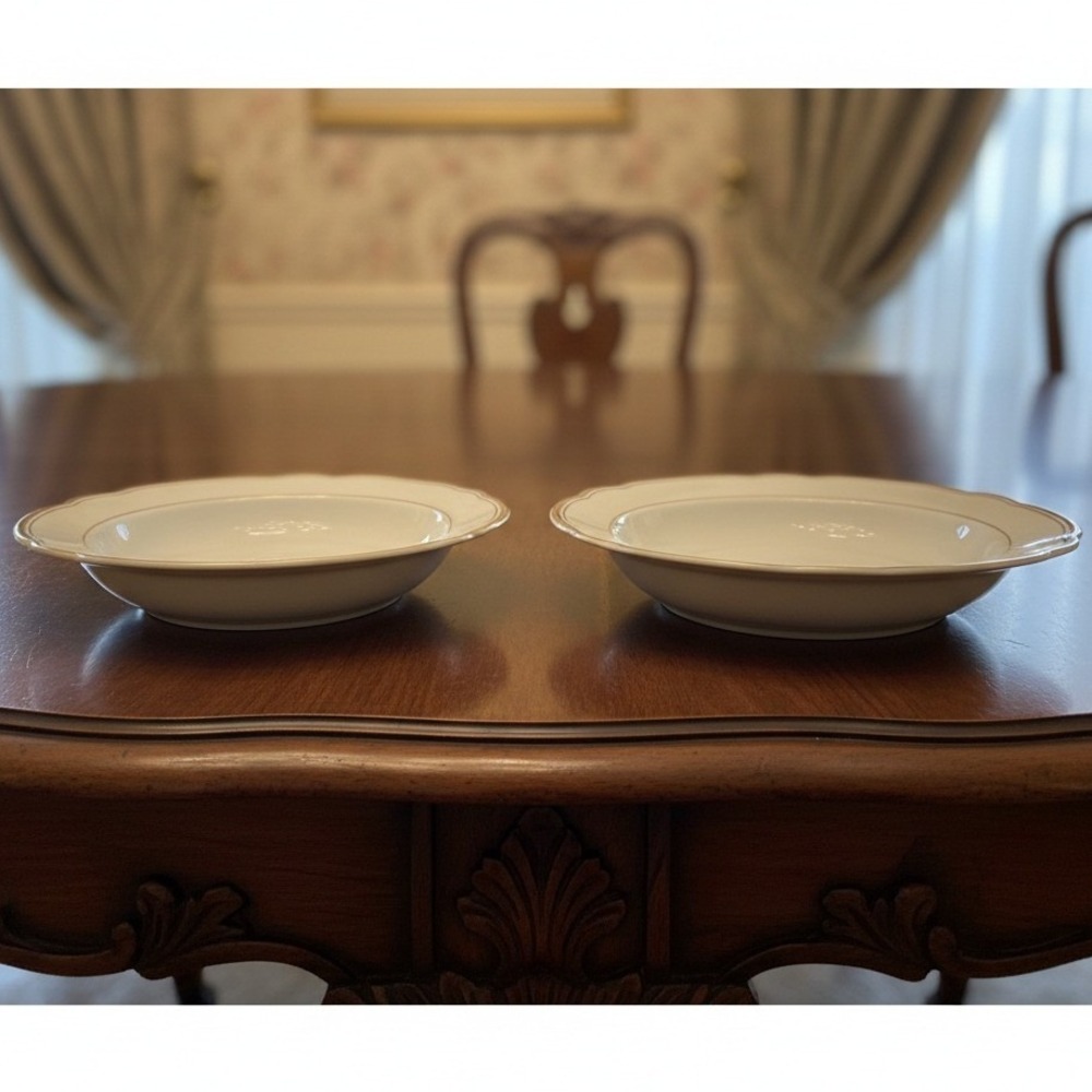 KAHLA Bavaria Soup Bowls White Porcelain Scalloped Rim Gold Trim LOT OF 2 *